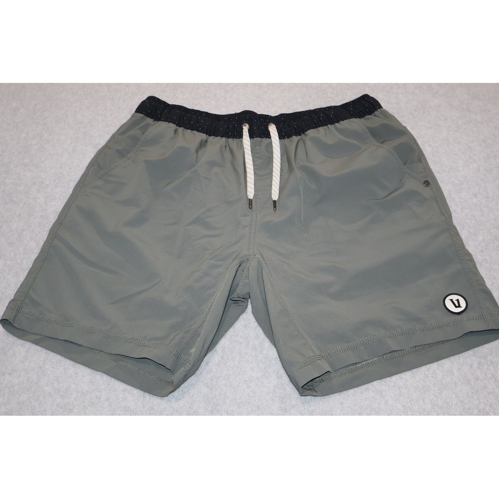 Vuori Banks Shorts Mens Medium Green Elastic Drawstring Performance 7" Inseam